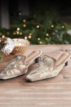 Soft Surroundings Carolina Embroidered Mule