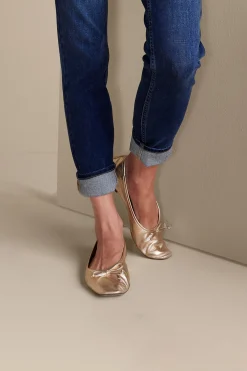 Soft Surroundings Schutz Arissa Bow Ballet Flat