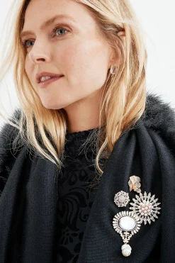 Soft Surroundings Zinnia Petal Brooch